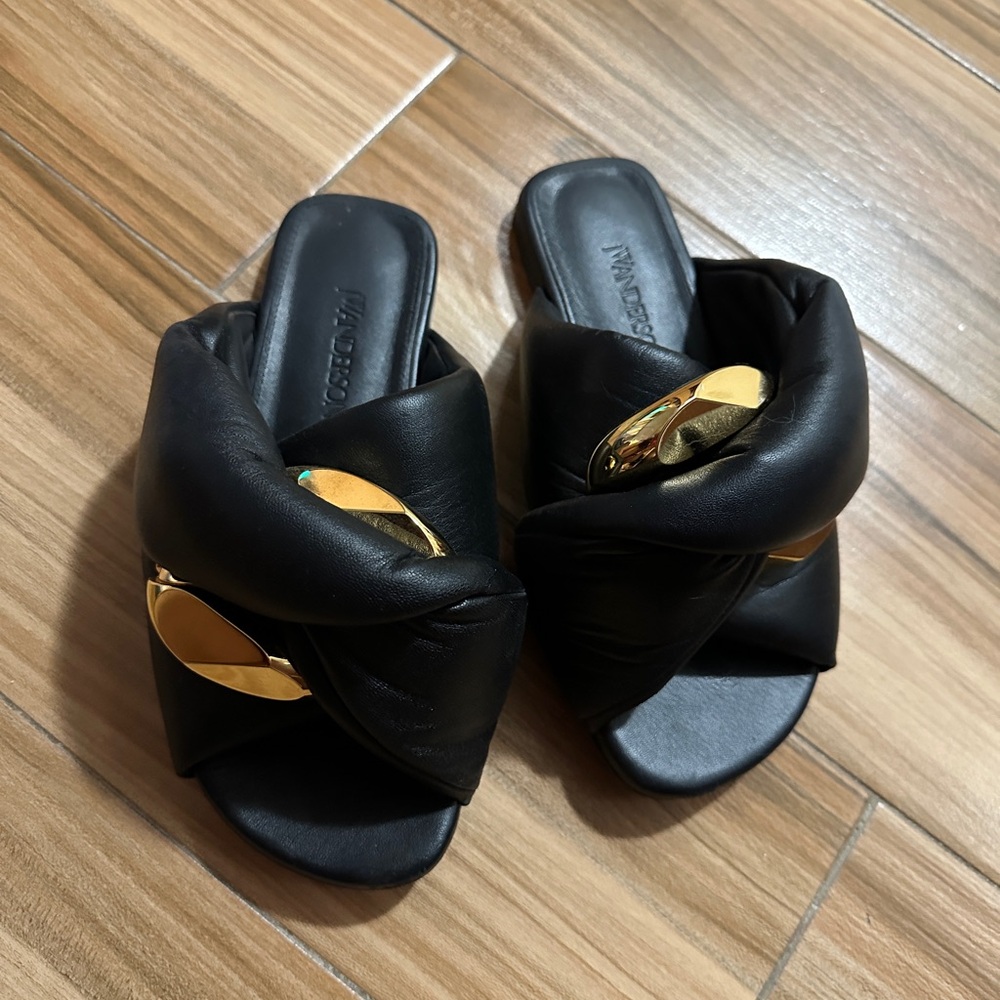 JW Aderson CHAIN TWIST LEATHER FLATS with box size 6